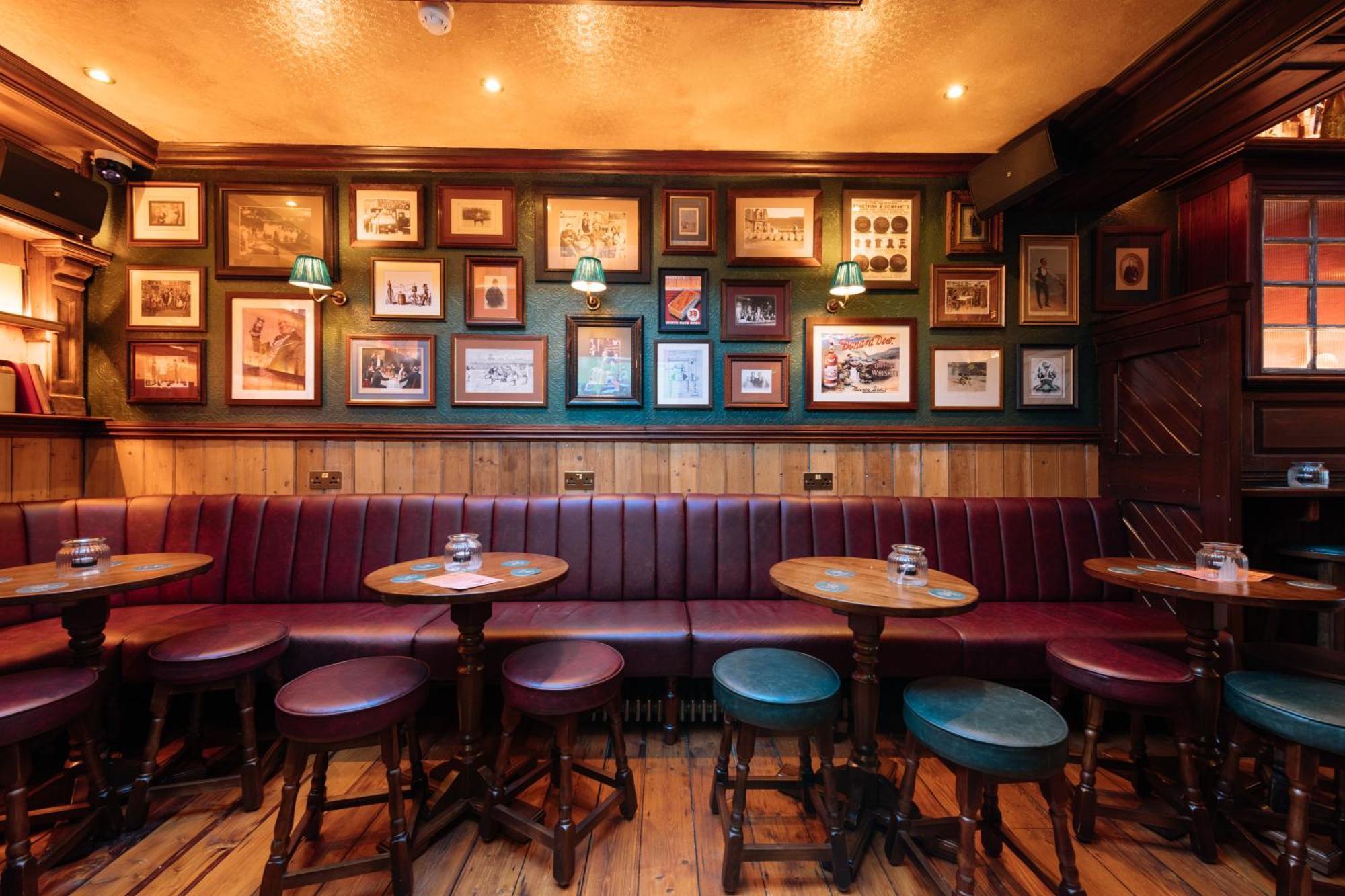 The Crown Pub & Guesthouse London Exterior photo