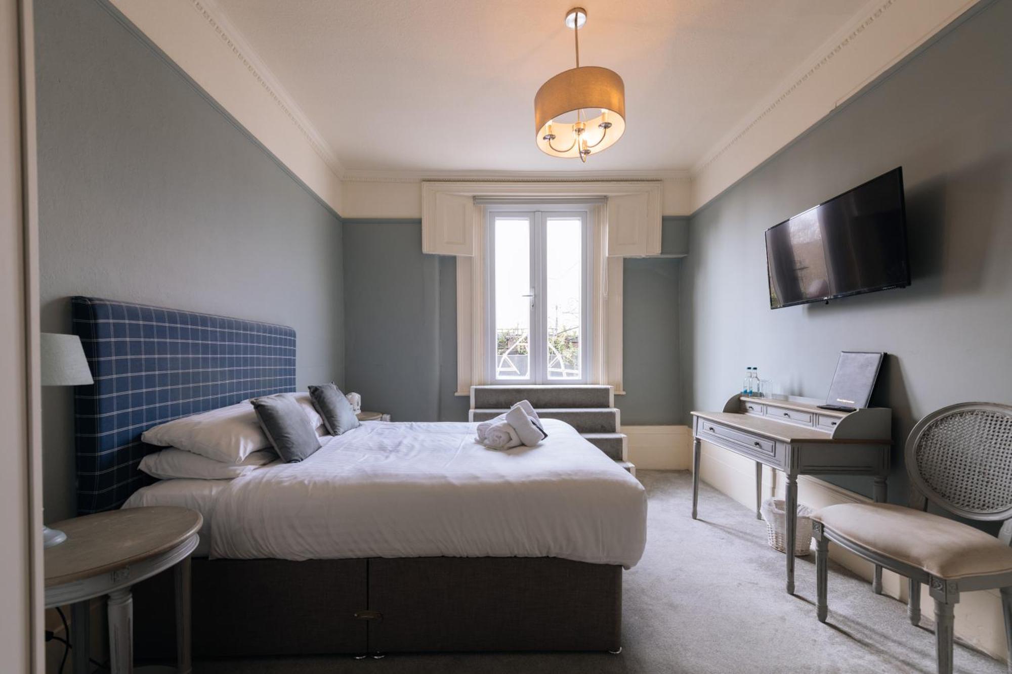 The Crown Pub & Guesthouse London Exterior photo
