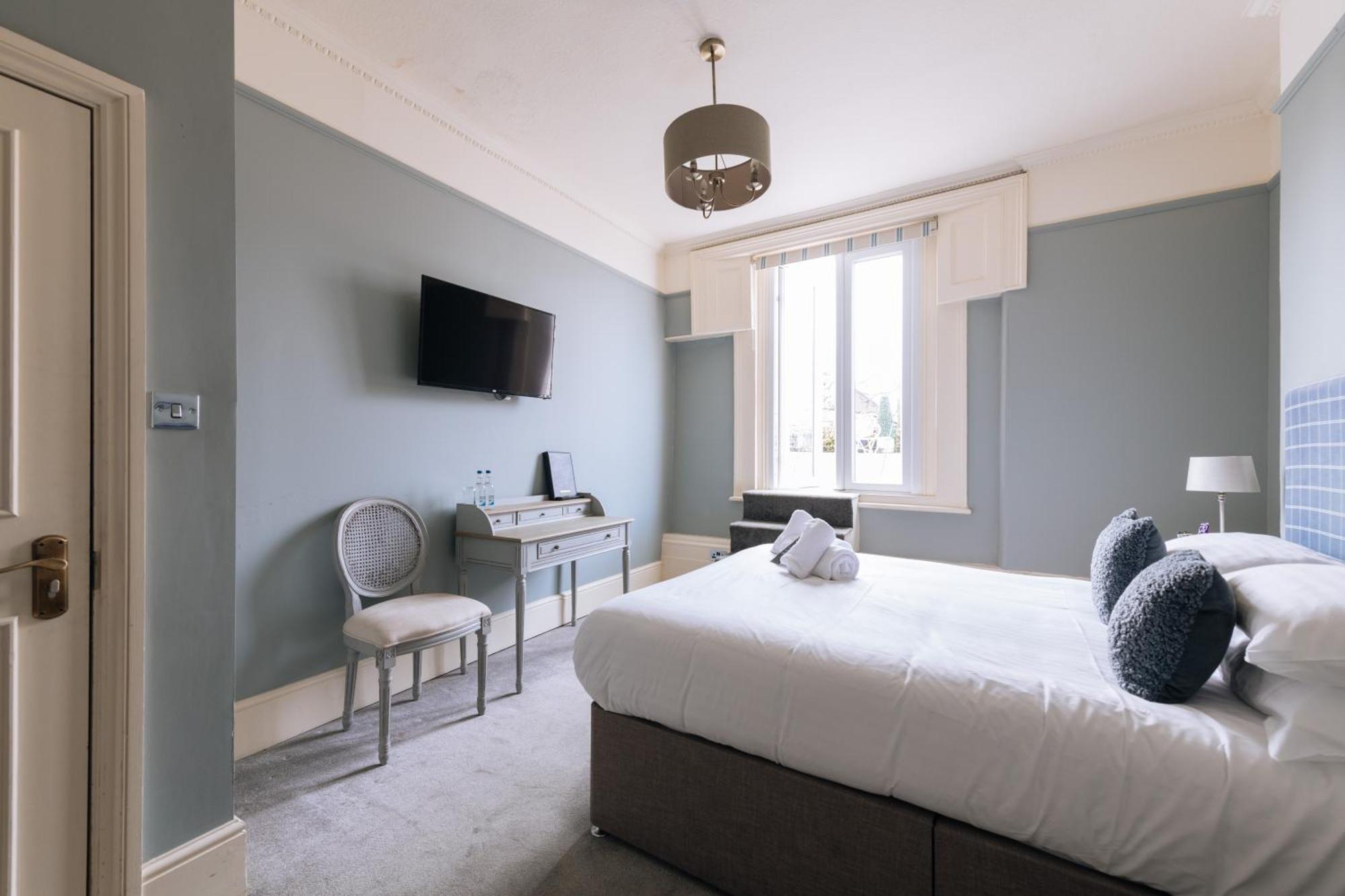 The Crown Pub & Guesthouse London Exterior photo